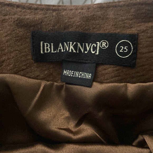 NWOT Faux Suede Mini Skirt in Chocolate Soufflé - Picture 4 of 5